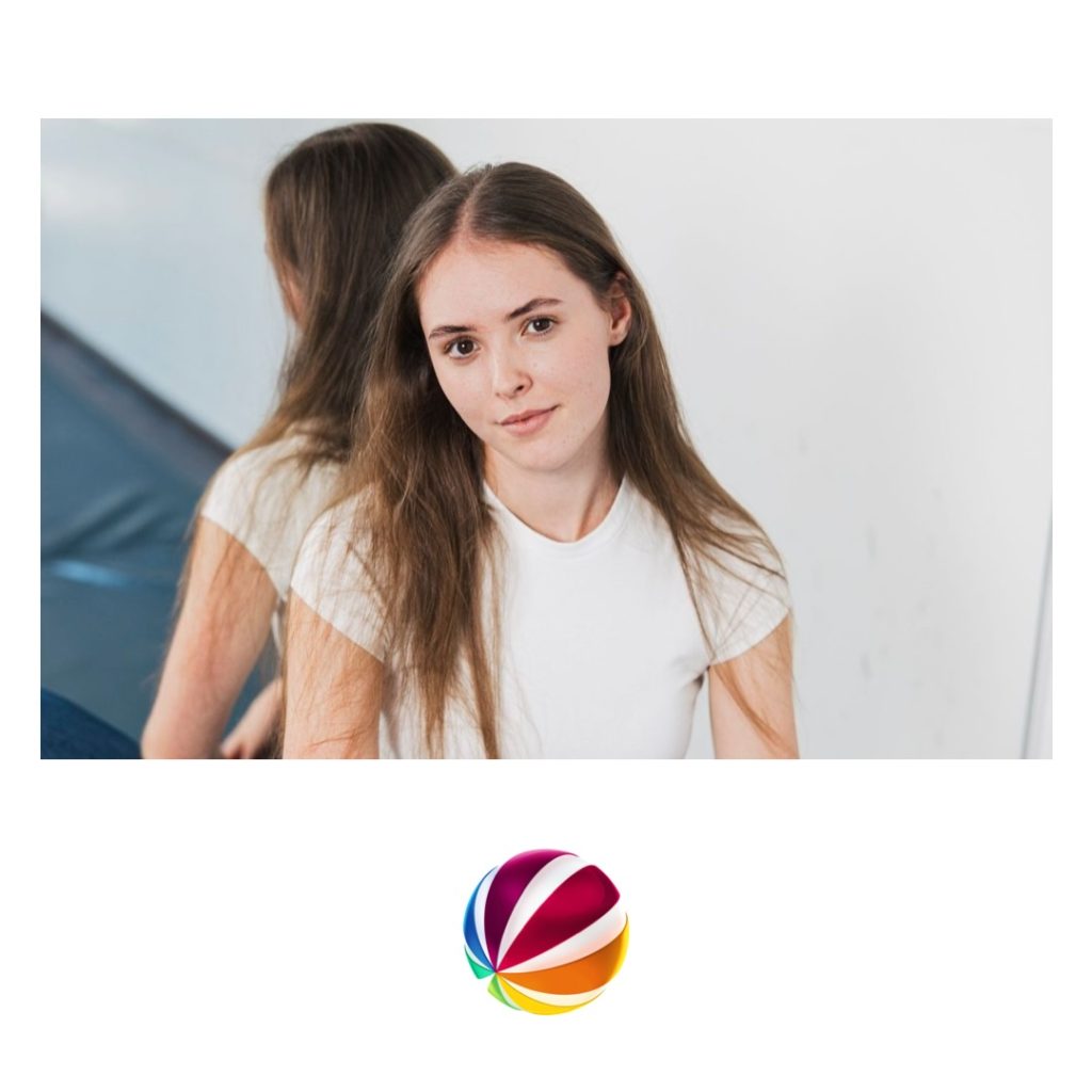 Instagram post from schauspielschulezerboni. This post is in position 0.